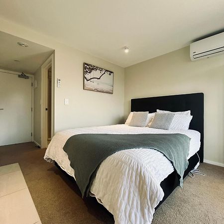 Queenstown Studio - 5Mins To Airport - Aircond - Free Wifi - Walk To Centre Buitenkant foto