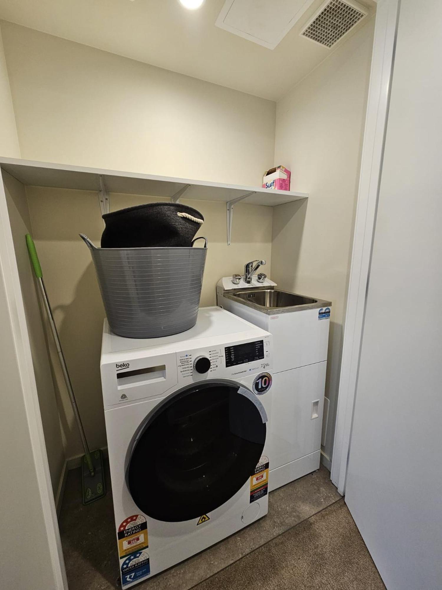 Queenstown Studio - 5Mins To Airport - Aircond - Free Wifi - Walk To Centre Buitenkant foto