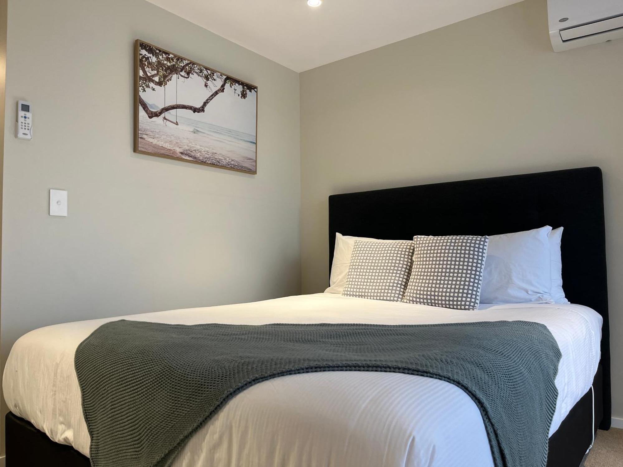 Queenstown Studio - 5Mins To Airport - Aircond - Free Wifi - Walk To Centre Buitenkant foto
