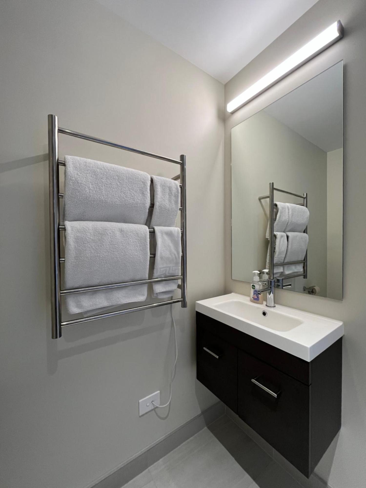 Queenstown Studio - 5Mins To Airport - Aircond - Free Wifi - Walk To Centre Buitenkant foto